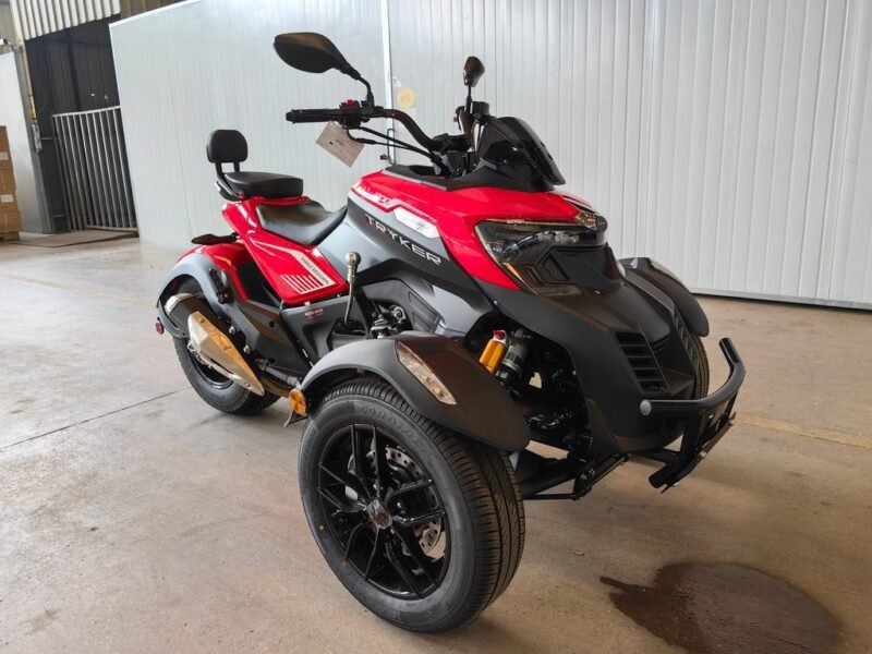Amigo New 300cc EFI Tryker Trike Scooter, Fully Automatic with Reverse, 4-Stroke Single Cylinder, Water-Cooled, CARB Approved For Sale - Image 2