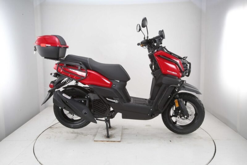 Vitacci Tank 200 EFI Scooter, CVT Automatic Transmission, 4-Stroke Air-Cooled Engine (GY6) For Sale - Image 5