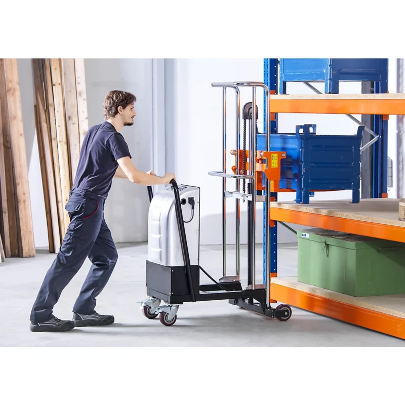 Platform lift without support legs For Sale - Image 3