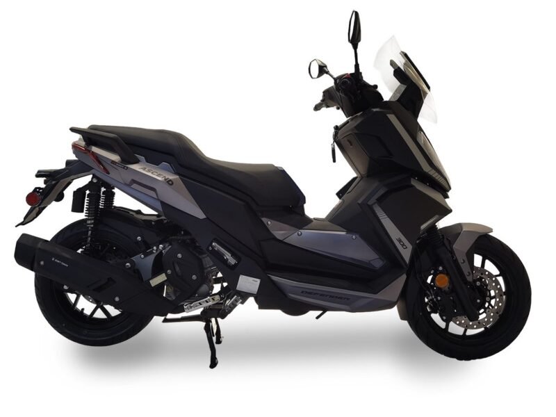 Icebear Defender (PMZ300-T15) EFI 300cc Automatic Scooter For Sale