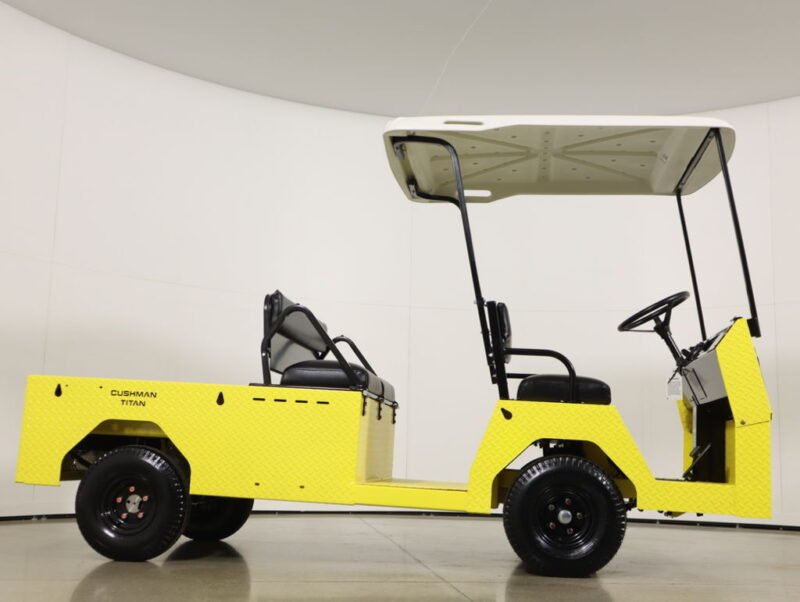 2024 Cushman 48 Volt DC Titan XD(4 Passenger) For Sale - Image 2